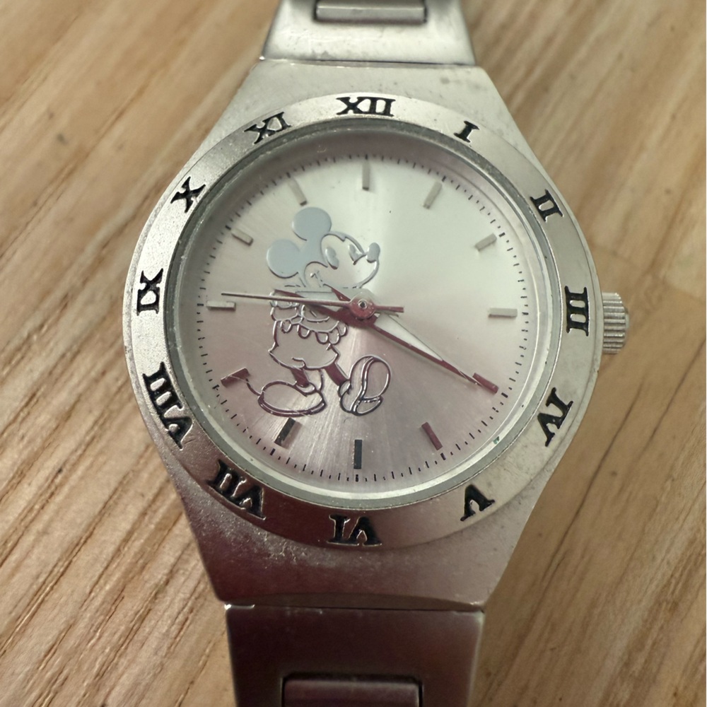 Vintage disney ladies Mickey Mouse stainless steel watch NEW BATTERY
